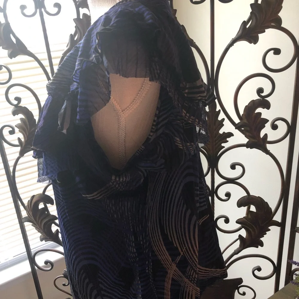 Worthington Ruffle blouse with liner - Picture 2 of 6